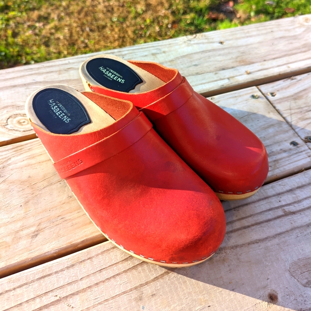 Swedish Hasbeens Red Leather sz 8.5 / 39